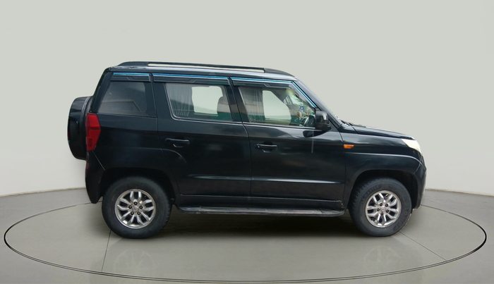2016 Mahindra TUV300 T8 AMT, Diesel, Automatic, 1,16,609 km, exterior