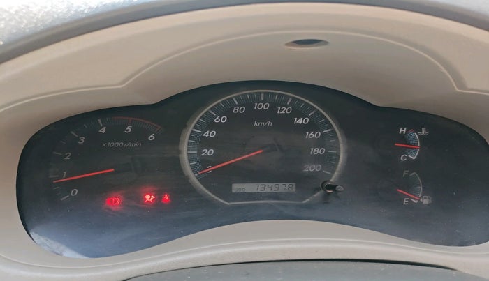 2012 Toyota Innova VX 2.5 8 STR, Diesel, Manual, 1,34,978 km, interior