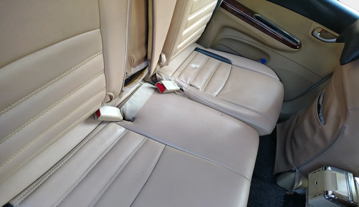 2015 Honda Mobilio 1.5L I-DTEC RS, Diesel, Manual, 1,23,119 km, interior