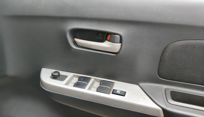 2012 Maruti Wagon R 1.0 VXI, Petrol, Manual, 92,517 km, interior