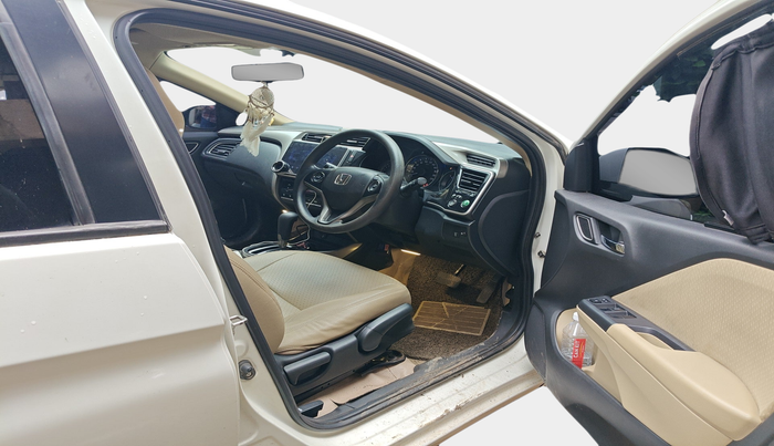 2017 Honda City 1.5L I-VTE V CVT, Petrol, Automatic, 48,000 km, interior