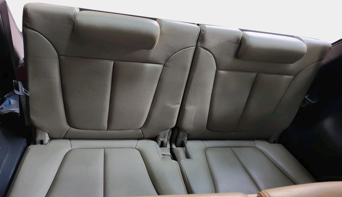 2012 Hyundai Santa Fe 4 WD AT, Diesel, Automatic, 1,04,076 km, interior