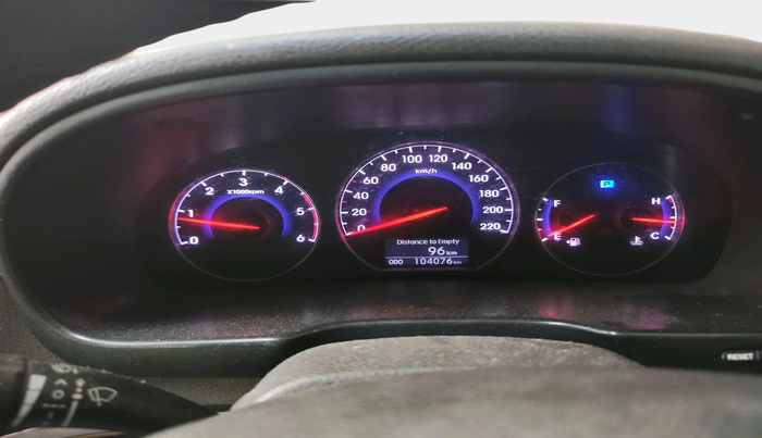 2012 Hyundai Santa Fe 4 WD AT, Diesel, Automatic, 1,04,076 km, interior