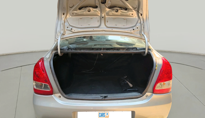 2011 Toyota Etios V, Petrol, Manual, 35,251 km, exterior