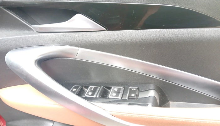 2020 MG HECTOR PLUS SHARP 1.5 PETROL TURBO HYBRID MT 6-STR, Petrol, Manual, 55,432 km, interior