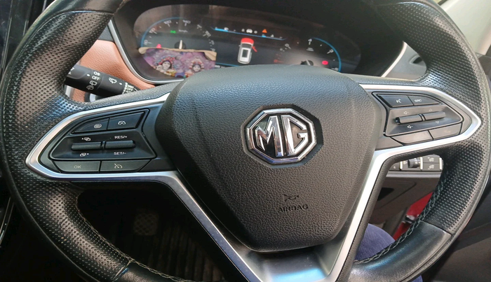 2020 MG HECTOR PLUS SHARP 1.5 PETROL TURBO HYBRID MT 6-STR, Petrol, Manual, 55,432 km, interior