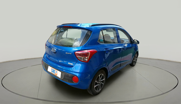 2017 Hyundai Grand i10 SPORTZ (O) AT 1.2 KAPPA VTVT, Petrol, Automatic, 1,10,953 km, exterior