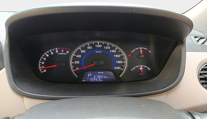 2017 Hyundai Grand i10 SPORTZ (O) AT 1.2 KAPPA VTVT, Petrol, Automatic, 1,10,953 km, interior