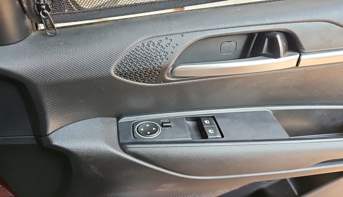 2021 KIA SONET HTE 1.2, Petrol, Manual, 13,112 km, interior