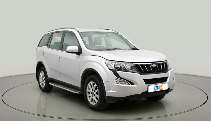 2016 Mahindra XUV500 W10 AT, Diesel, Automatic, 85,729 km, exterior