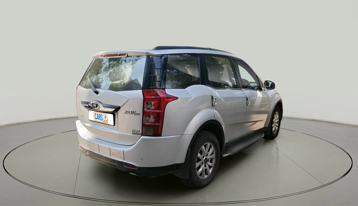 2016 Mahindra XUV500 W10 AT, Diesel, Automatic, 85,729 km, exterior