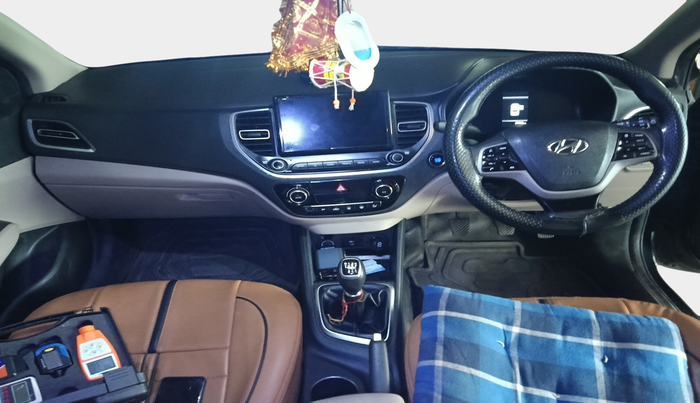 2022 Hyundai Verna SX (O)1.5 MPi, Petrol, Manual, 39,493 km, interior