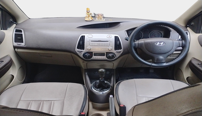 2011 Hyundai i20 MAGNA 1.2, Petrol, Manual, 62,937 km, interior