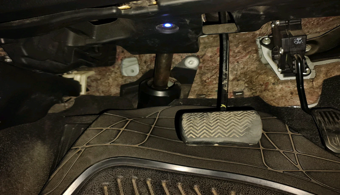 2015 Toyota Corolla Altis VL CVT PETROL, Petrol, Automatic, 1,42,750 km, interior