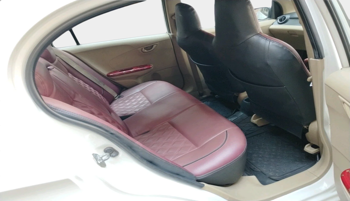 2013 Honda Amaze 1.5L I-DTEC S, Diesel, Manual, 1,25,115 km, interior