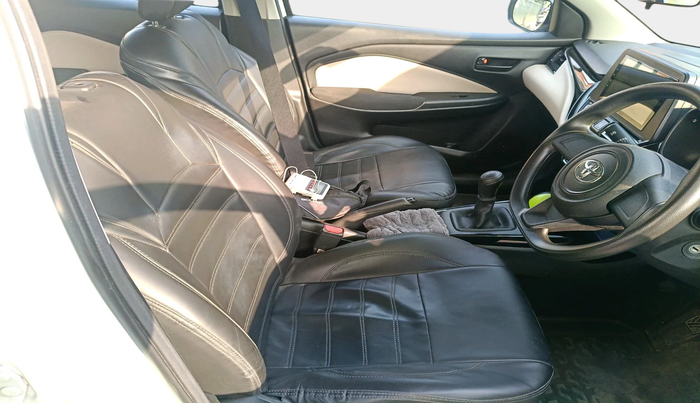 2022 Toyota Glanza E, Petrol, Manual, 27,988 km, interior