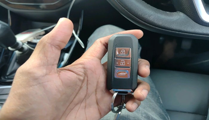 2019 MG HECTOR SHARP HYBRID 1.5 PETROL, Petrol, Manual, 64,839 km, interior