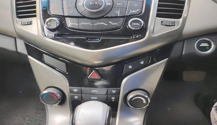 2015 Chevrolet Cruze LTZ AT, Diesel, Automatic, 68,453 km, interior