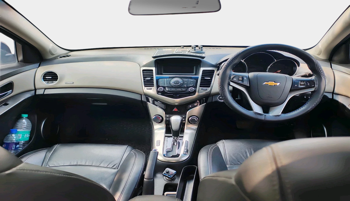2015 Chevrolet Cruze LTZ AT, Diesel, Automatic, 68,453 km, interior