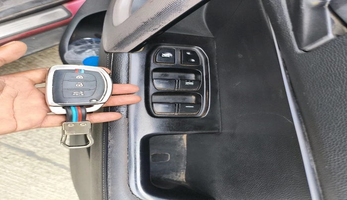 2016 Hyundai Creta SX (O) 1.6 DIESEL, Diesel, Manual, 1,63,695 km, interior