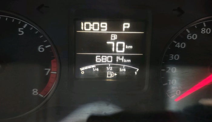 2014 Volkswagen Vento COMFORTLINE TSI AT PETROL, Petrol, Automatic, 68,014 km, interior