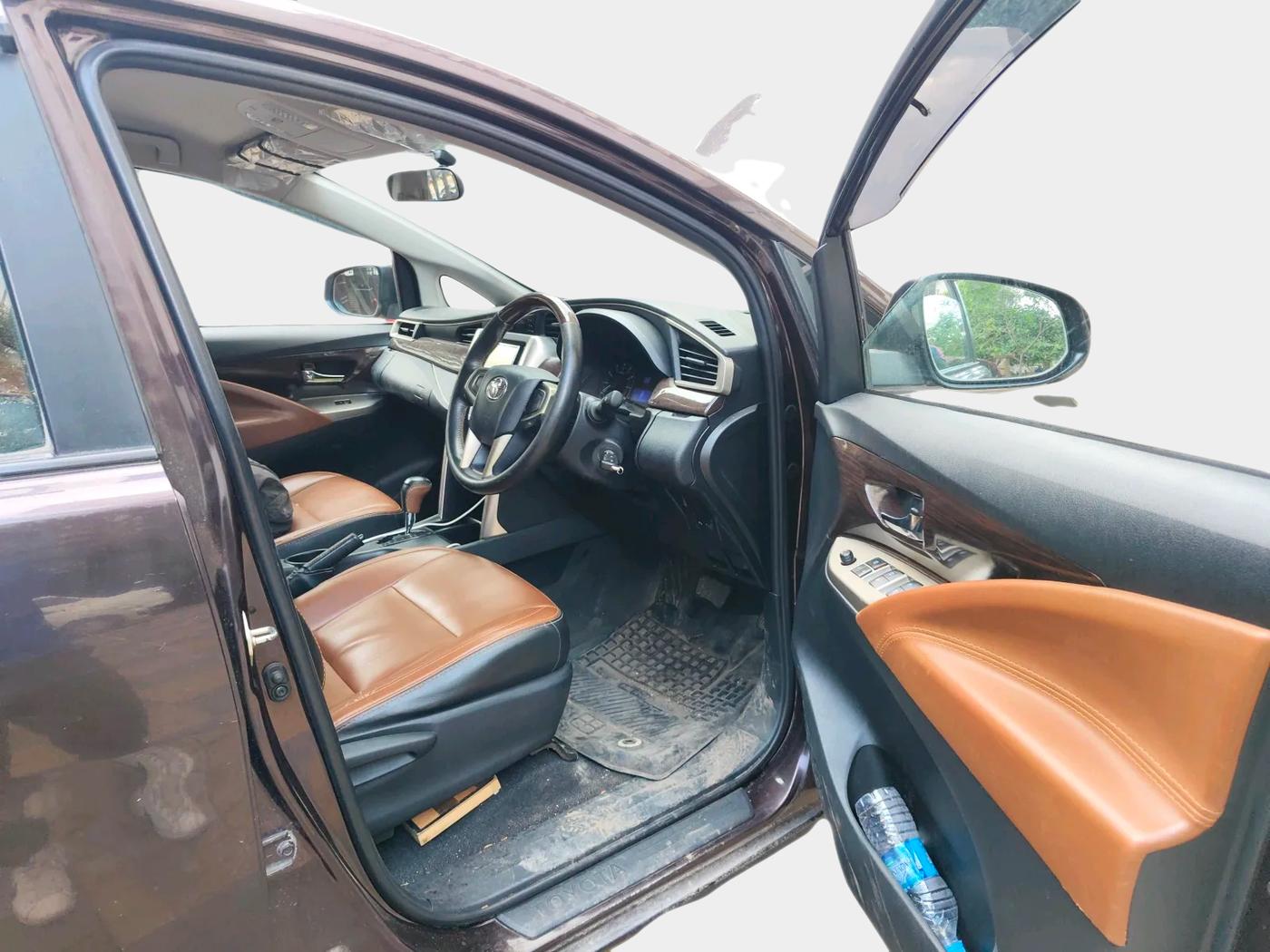 2017 Toyota Innova Crysta 2.7 GX AT 7 STR, Petrol, Automatic, 50,000 km, interior