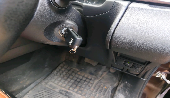 2017 Toyota Innova Crysta 2.7 GX AT 7 STR, Petrol, Automatic, 49,585 km, interior