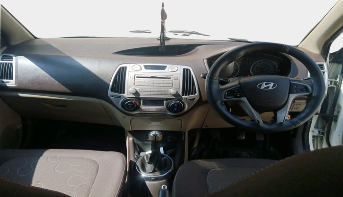 2011 Hyundai i20 ASTA 1.2, Petrol, Manual, 56,155 km, interior
