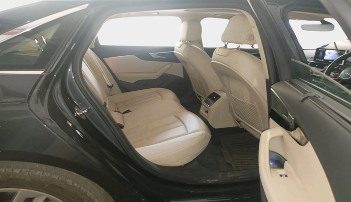 2024 Audi A4 40 TFSI Technology, Petrol, Automatic, 7,915 km, interior