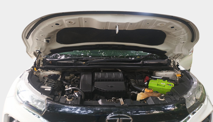 2020 Tata NEXON XZA PLUS DIESEL, Diesel, Automatic, 1,52,993 km, exterior