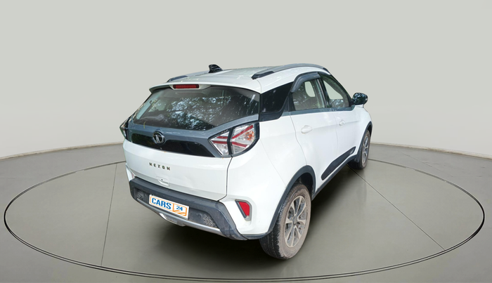 2020 Tata NEXON XZA PLUS DIESEL, Diesel, Automatic, 1,52,993 km, exterior