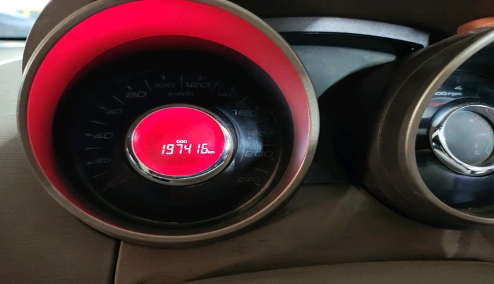 2014 Mahindra XUV500 W8, Diesel, Manual, 1,97,416 km, interior