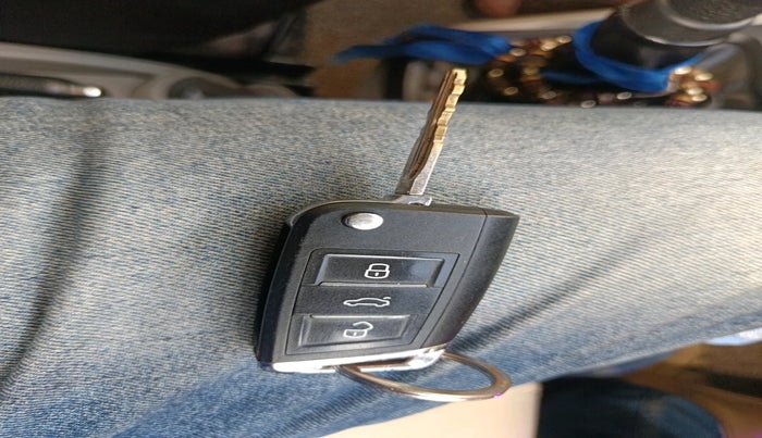 2017 Maruti Celerio VXI CNG, Petrol, Manual, 63,015 km, interior