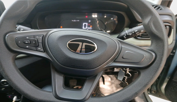 2024 Tata PUNCH ADVENTURE MT CNG , Petrol, Manual, 16,108 km, interior