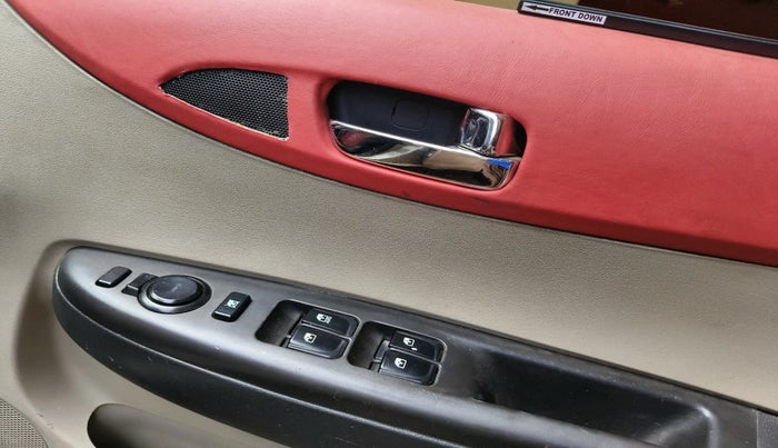 2012 Hyundai i20 MAGNA 1.2, Petrol, Manual, 1,02,168 km, interior