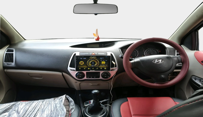 2012 Hyundai i20 MAGNA 1.2, Petrol, Manual, 1,02,168 km, interior