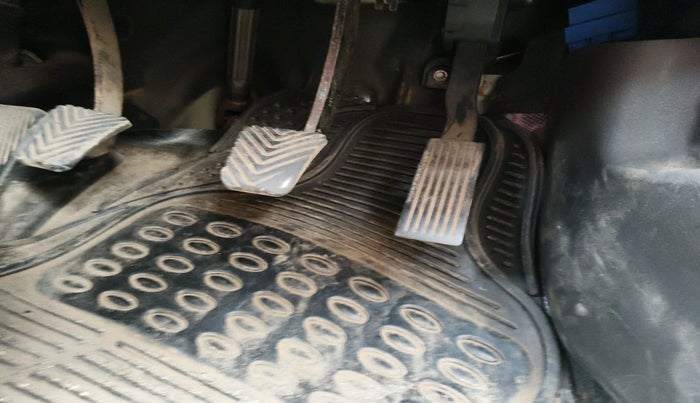 2012 Hyundai i20 MAGNA 1.2, Petrol, Manual, 1,02,168 km, interior