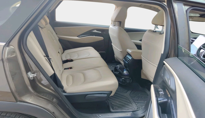 2023 MG HECTOR SHARP PRO 2.0 TURBO DIESEL, Diesel, Manual, 19,890 km, interior