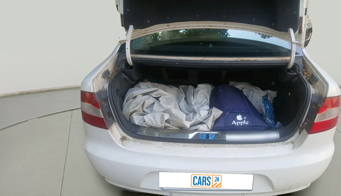 2011 Skoda Superb ELEGANCE 1.8 TSI AT, Petrol, Automatic, 40,002 km, exterior