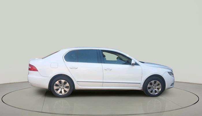 2011 Skoda Superb ELEGANCE 1.8 TSI AT, Petrol, Automatic, 40,002 km, exterior