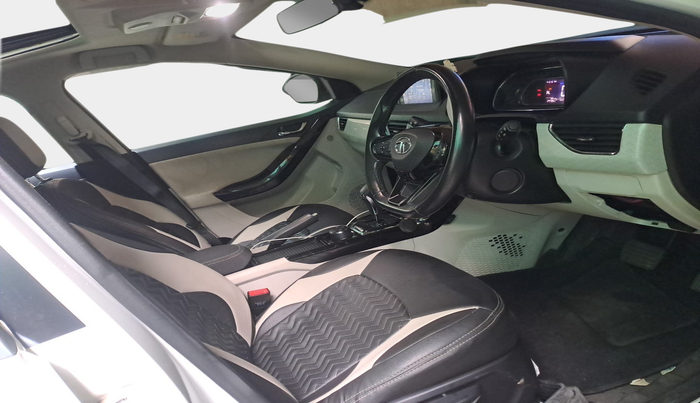 2022 Tata NEXON XZA PLUS (HS) DUAL TONE PETROL, Petrol, Automatic, 24,737 km, interior