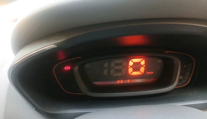 2016 Renault Kwid RXT 0.8, Petrol, Manual, 26,191 km, interior