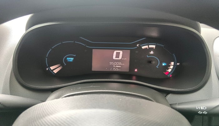 2021 Renault Kwid RXT 1.0 (O), Petrol, Manual, 95,008 km, interior