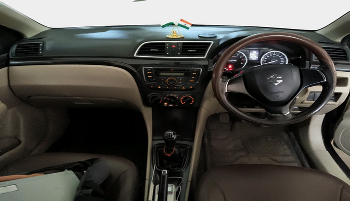 2015 Maruti Ciaz VXI, Petrol, Manual, 2,29,129 km, interior