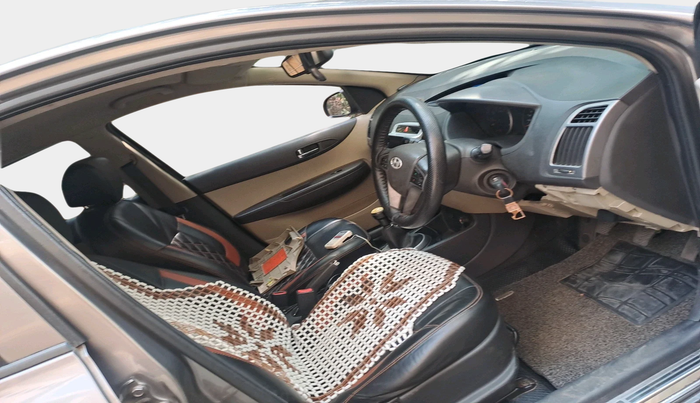 2012 Hyundai i20 SPORTZ 1.2, Petrol, Manual, 78,708 km, interior