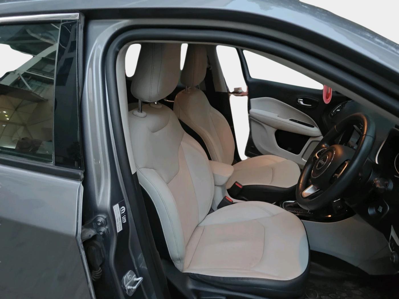 2020 Jeep Compass LONGITUDE PLUS 1.4 PETROL AT, Petrol, Automatic, 47,135 km, interior
