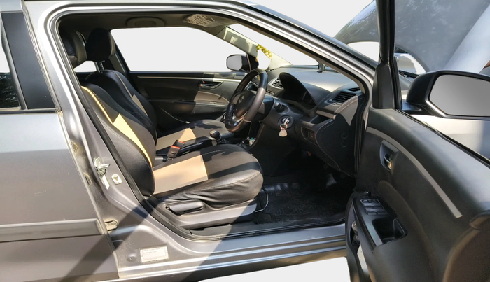 2014 Maruti Swift VXI, Petrol, Manual, 28,132 km, interior