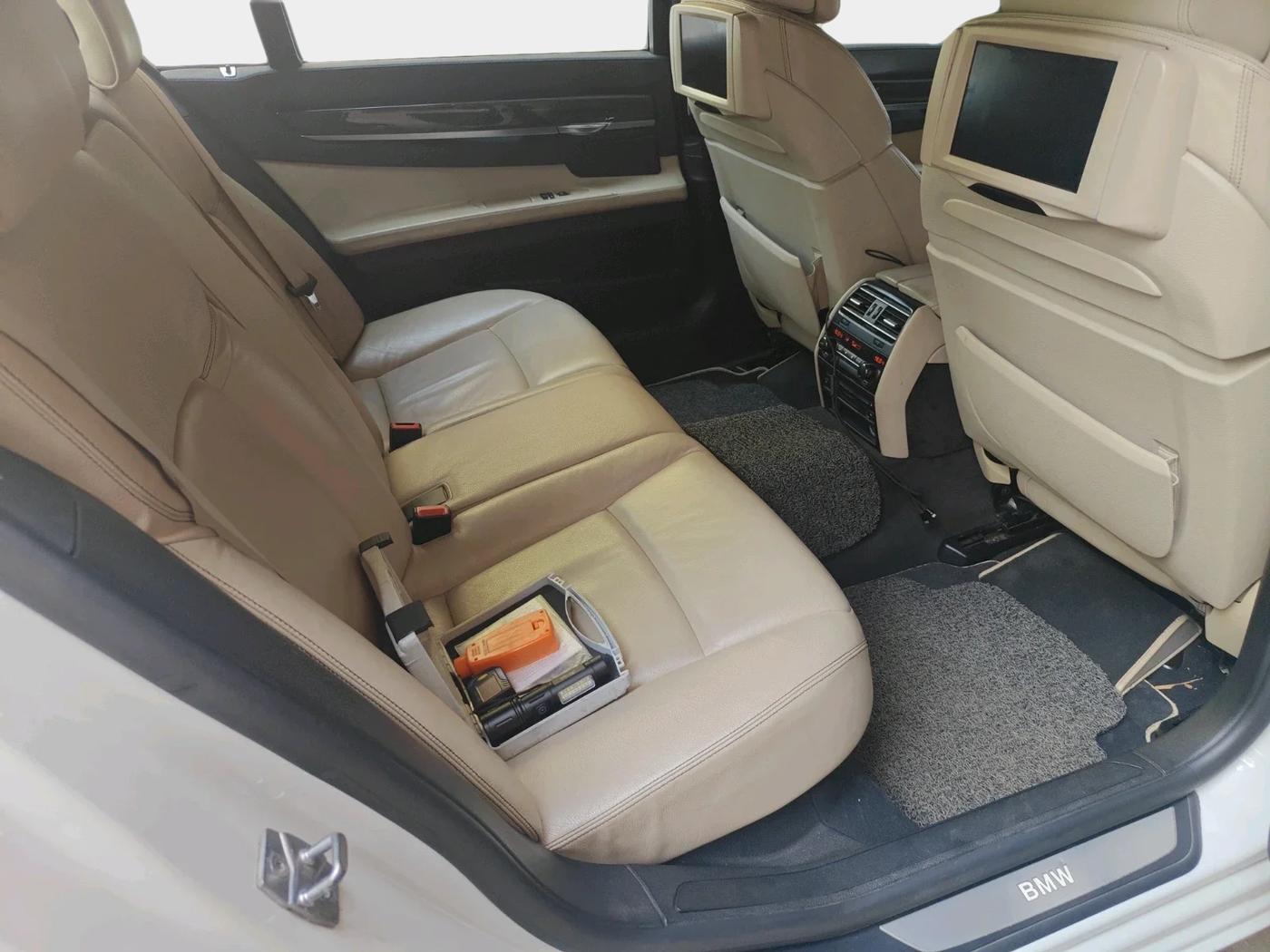 2011 BMW 7 Series 730Ld, Diesel, Automatic, 1,08,880 km, interior