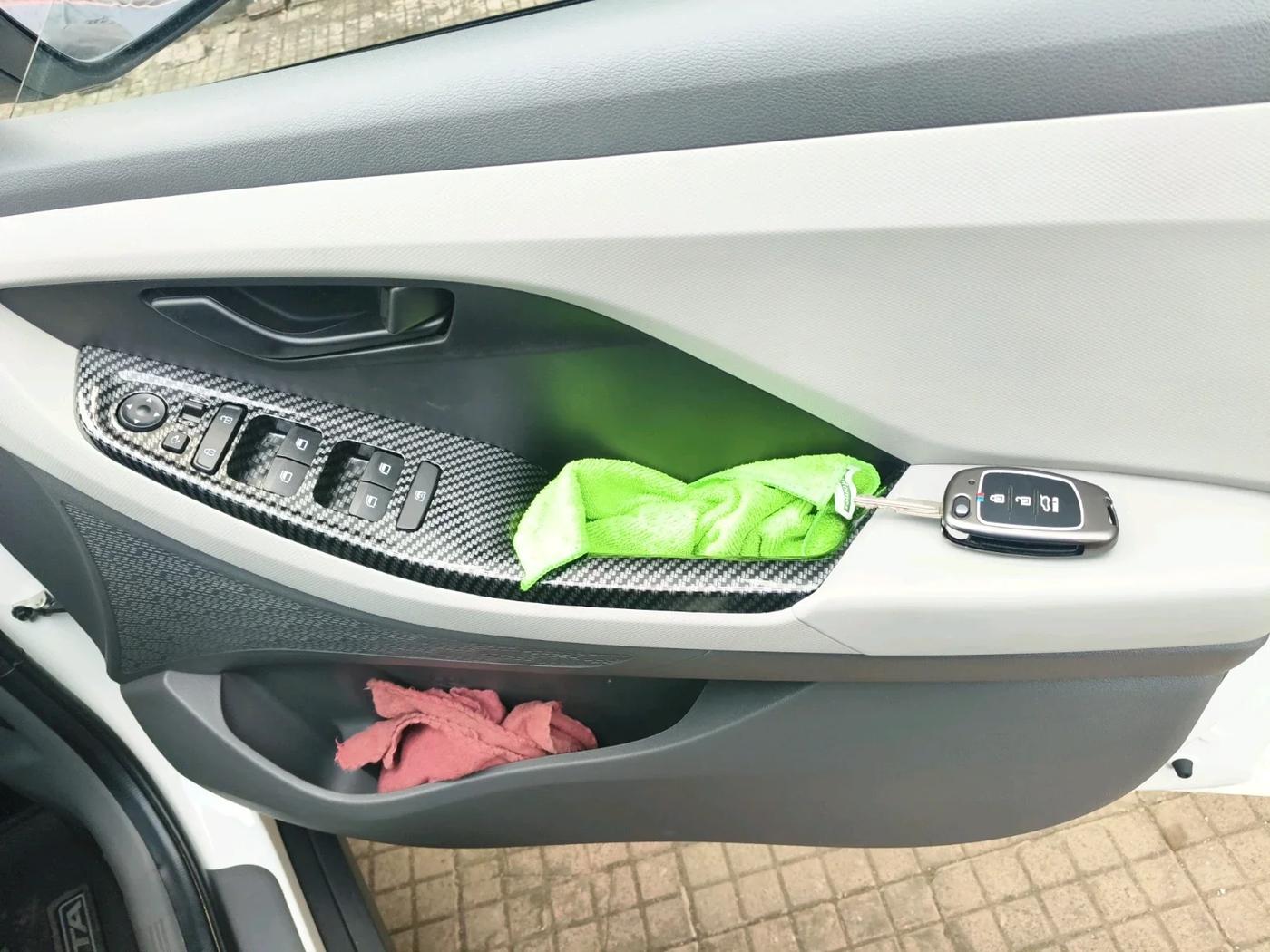 2025 Hyundai Creta E 1.5 PETROL, Petrol, Manual, 4,279 km, interior
