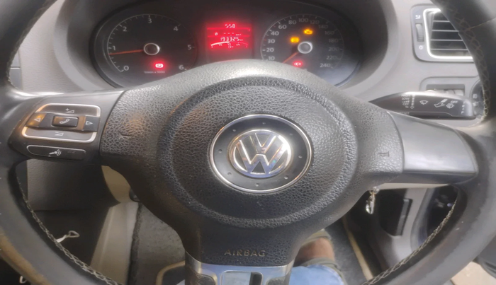 2012 Volkswagen Vento HIGHLINE DIESEL 1.6, Diesel, Manual, 1,93,325 km, interior